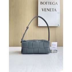 보테가베네타 Bottega Veneta Brick Cassette 숄더백 729251