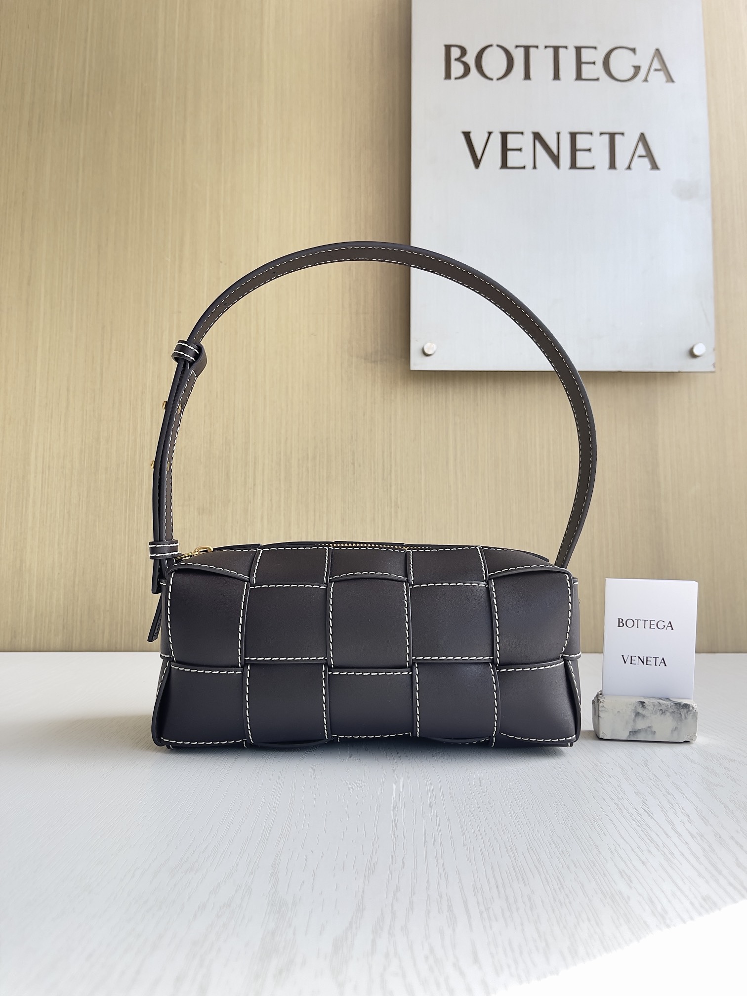보테가베네타 Bottega Veneta Brick Cassette 729251