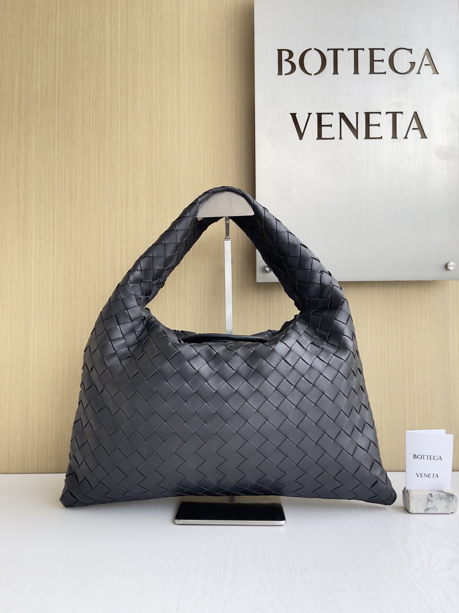 보테가베네타 Bottega Veneta Hop 763966