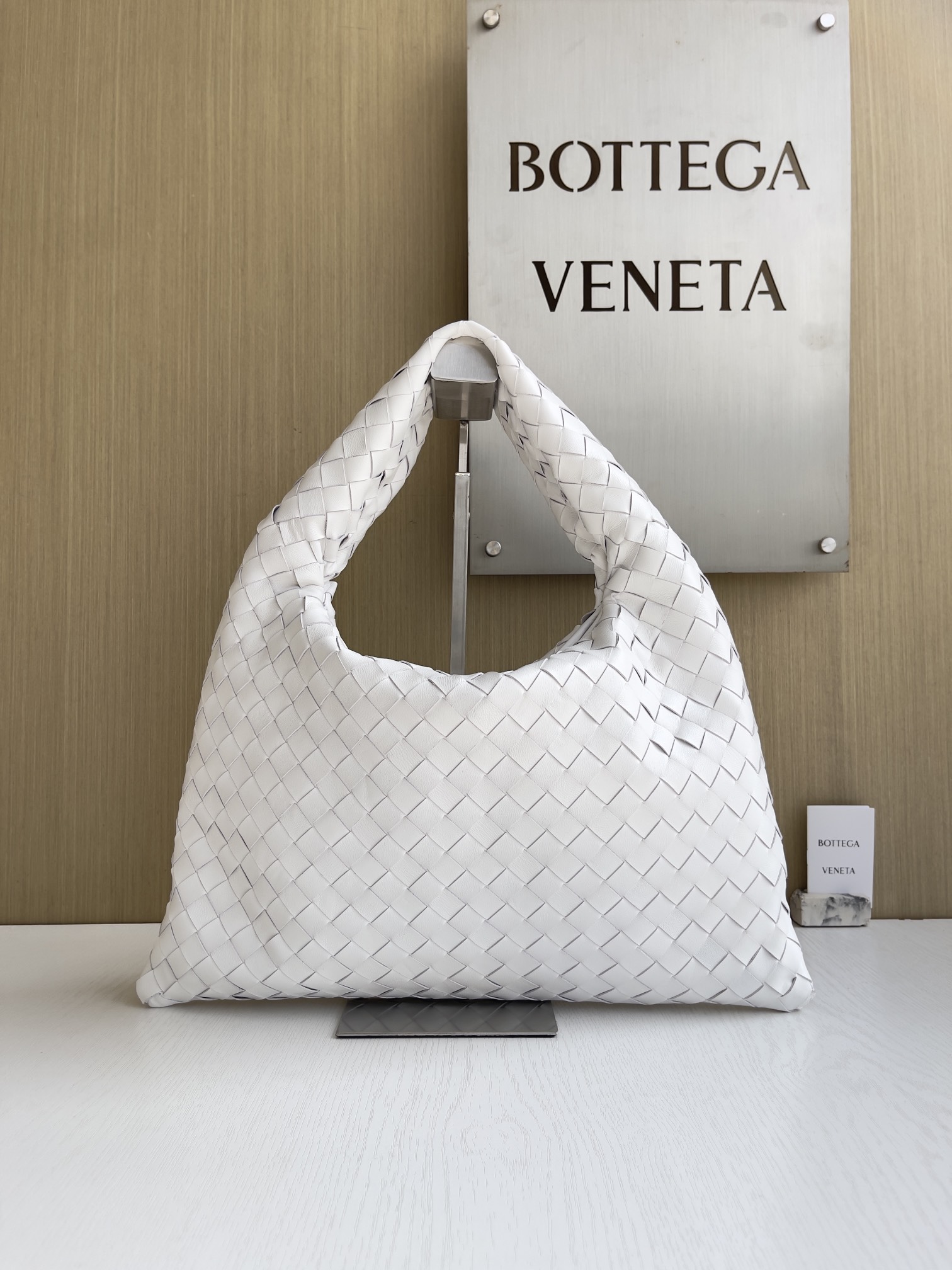 보테가베네타 Bottega Veneta Hop 763966
