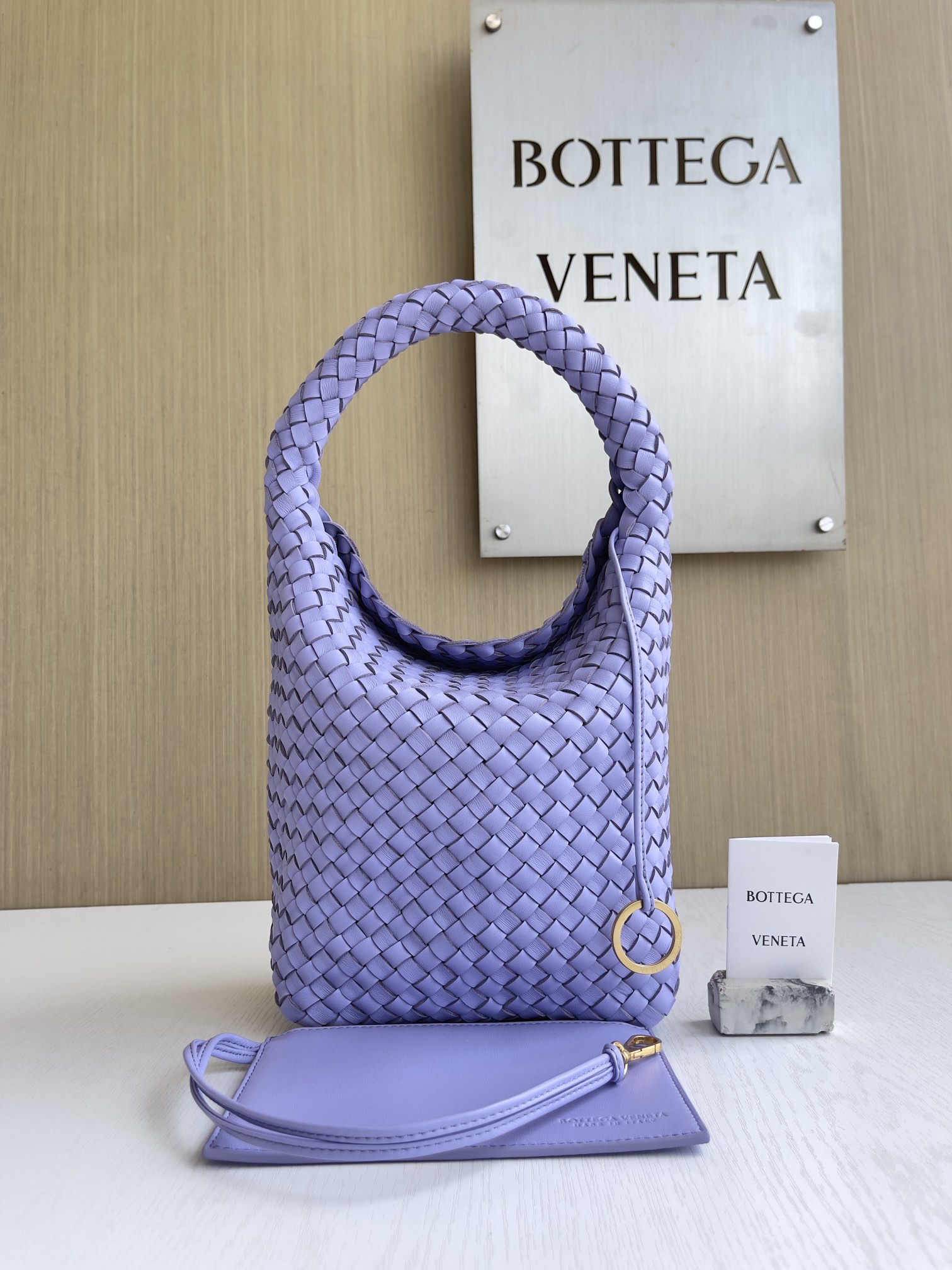 보테가베네타 Bottega Veneta Cabat Bucket Bag 753172