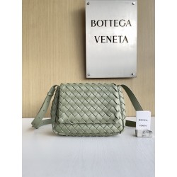 보테가 베네타 Bottega Veneta Cobble Messenger 크로스 백 755659