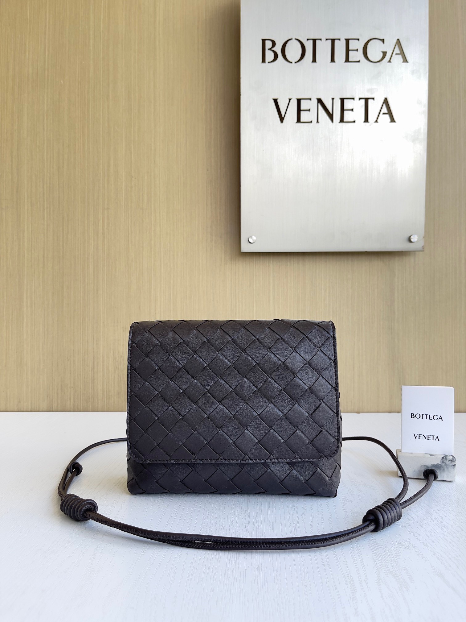 보테가 베네타 Bottega Veneta Intrecciato 741897