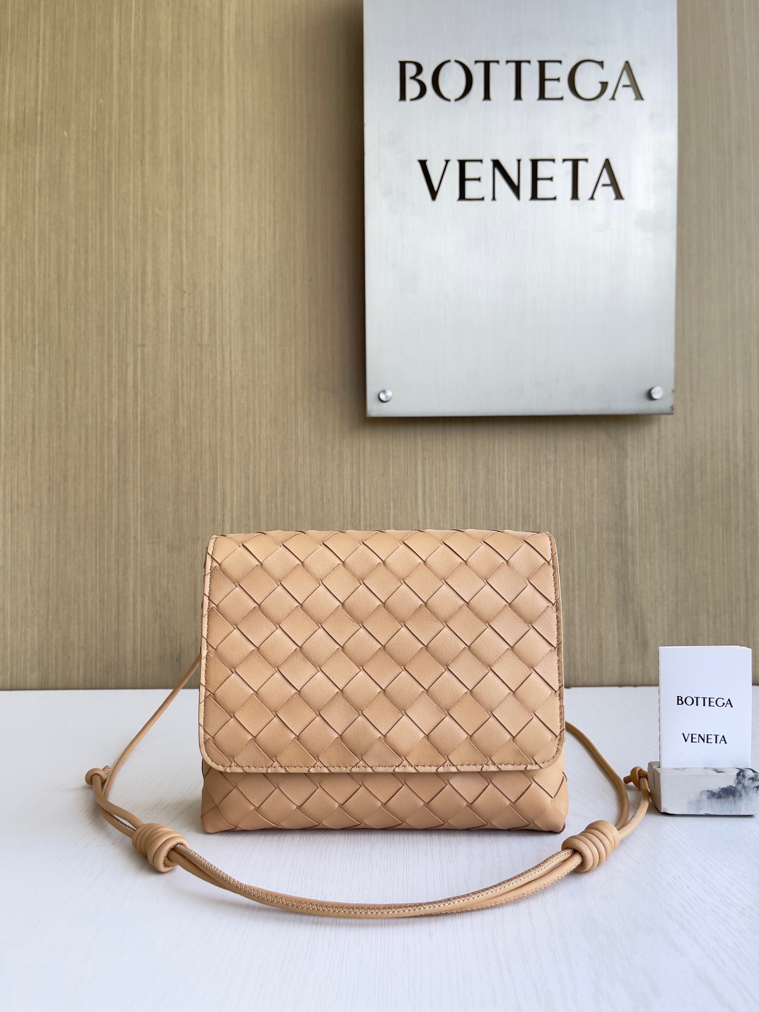 보테가 베네타 Bottega Veneta Intrecciato 741897