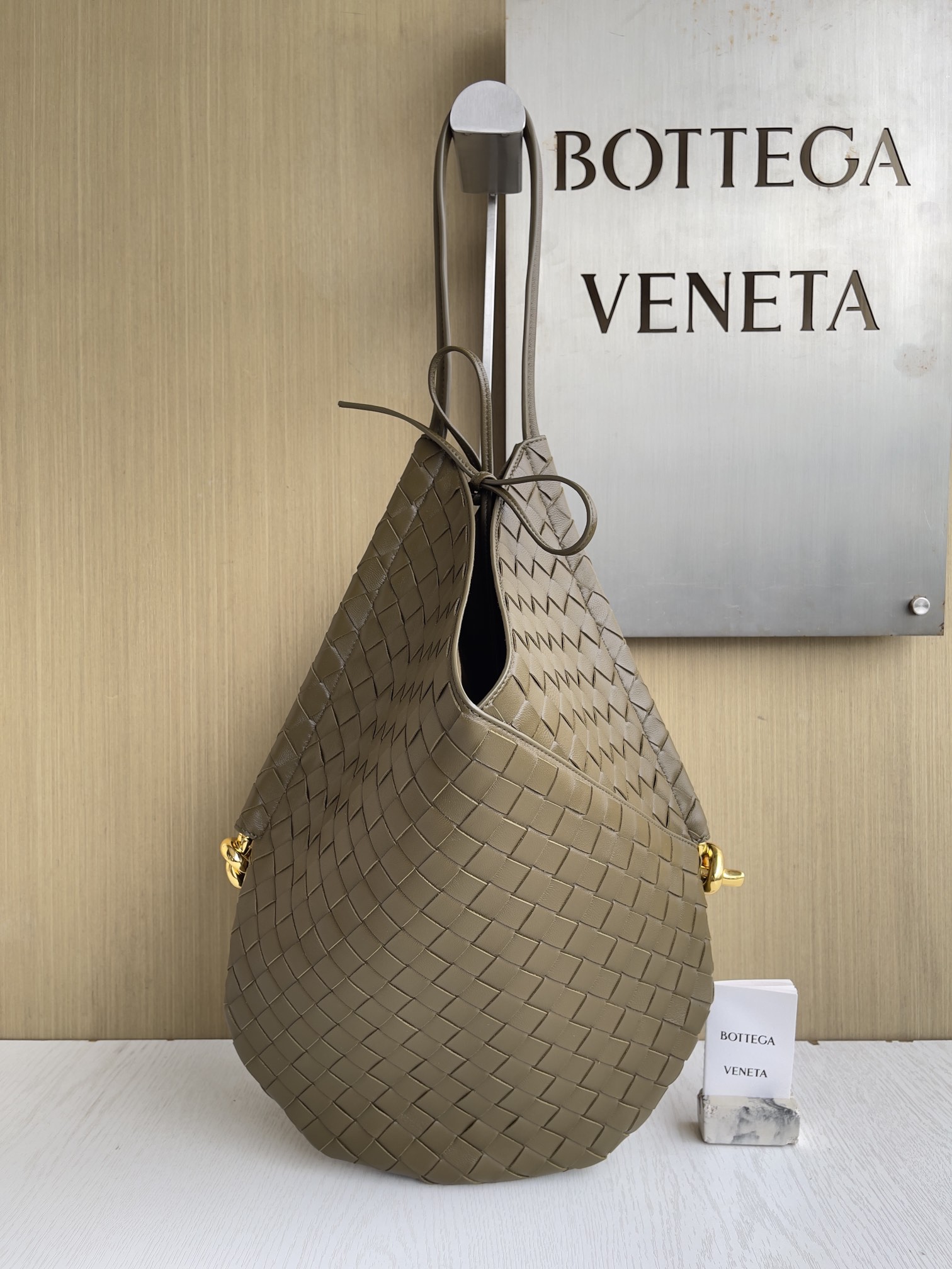 보테가베네타 Bottega Veneta Solstice 740990