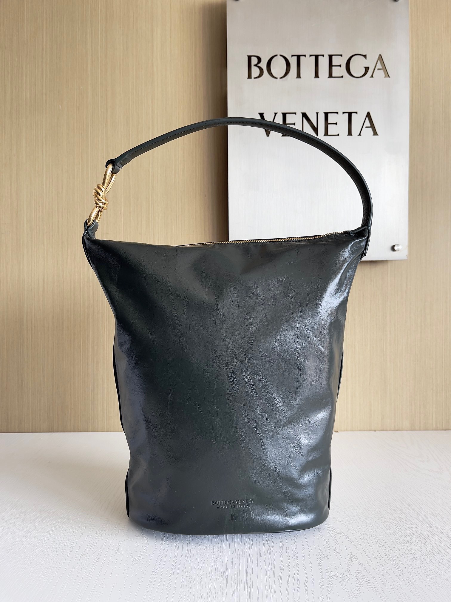 보테가베네타 Bottega Veneta 버킷 백 730965