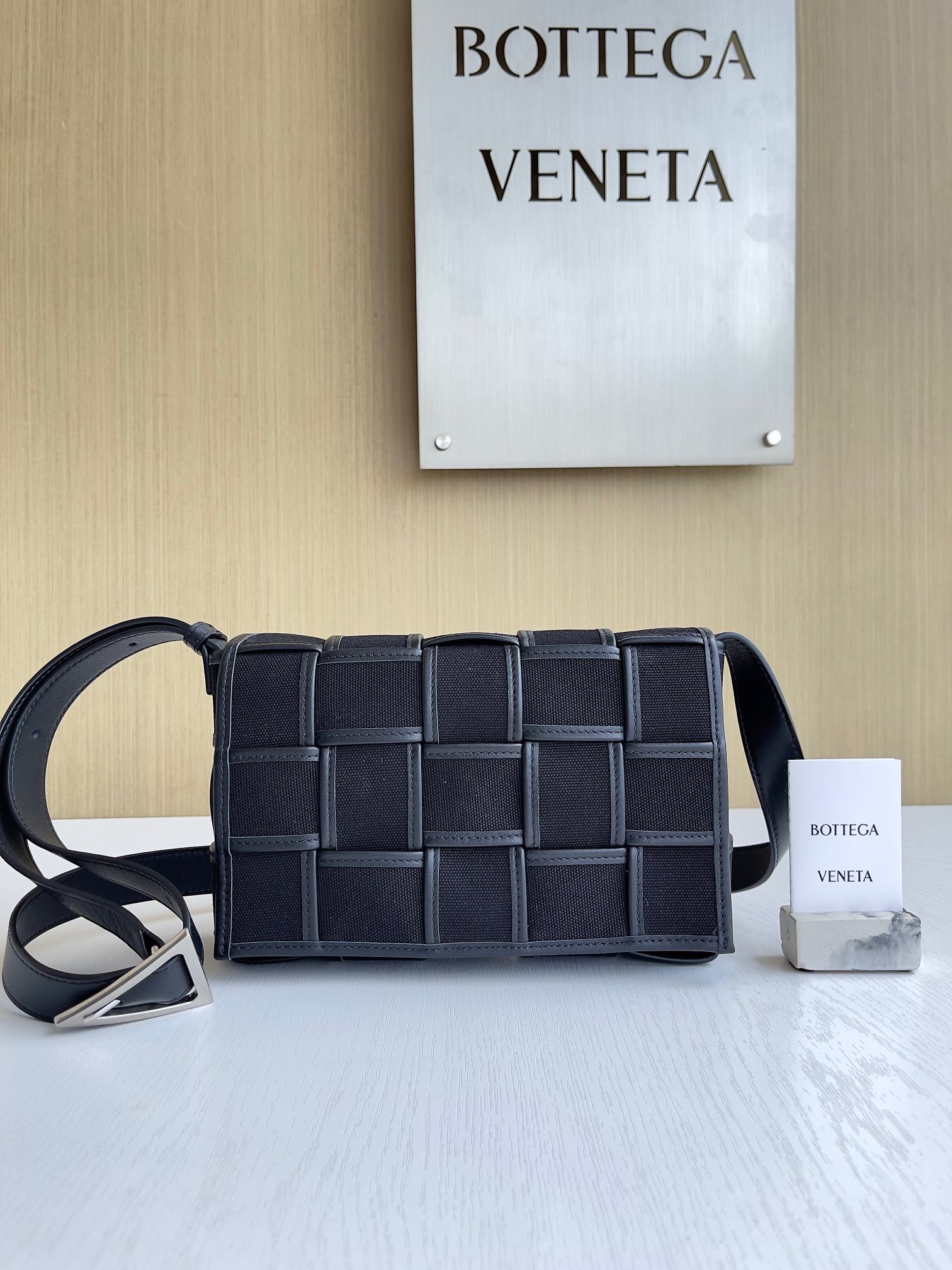 보테가 베네타 Bottega Veneta Cassette 크로스 백 741451