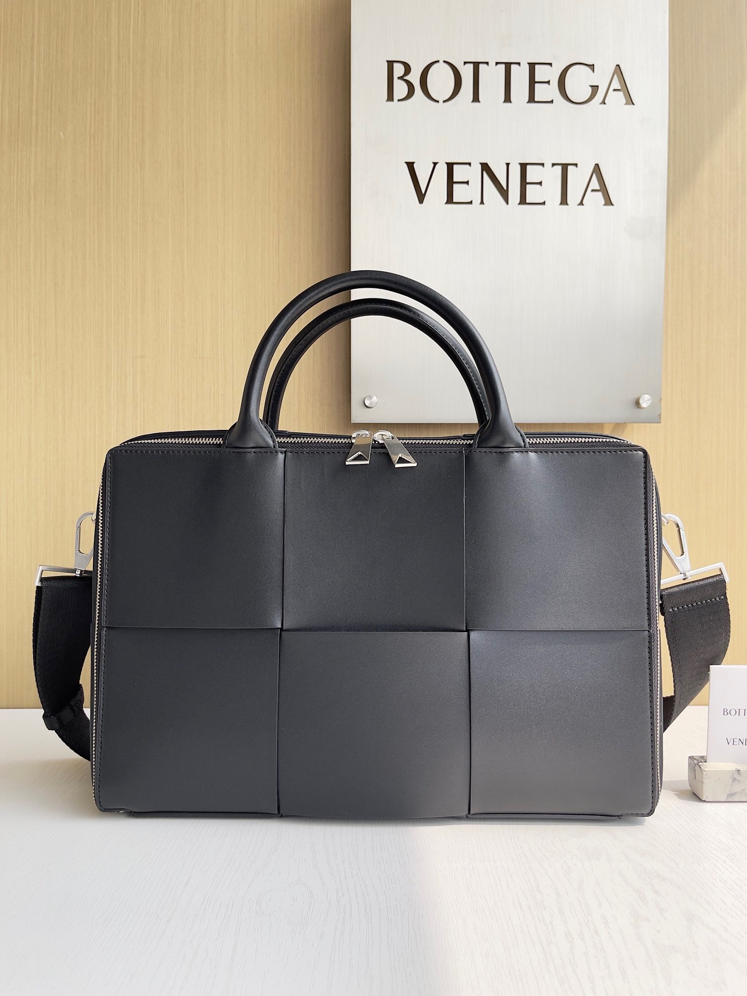 보테가베네타 Bottega Veneta 서류가방 680120