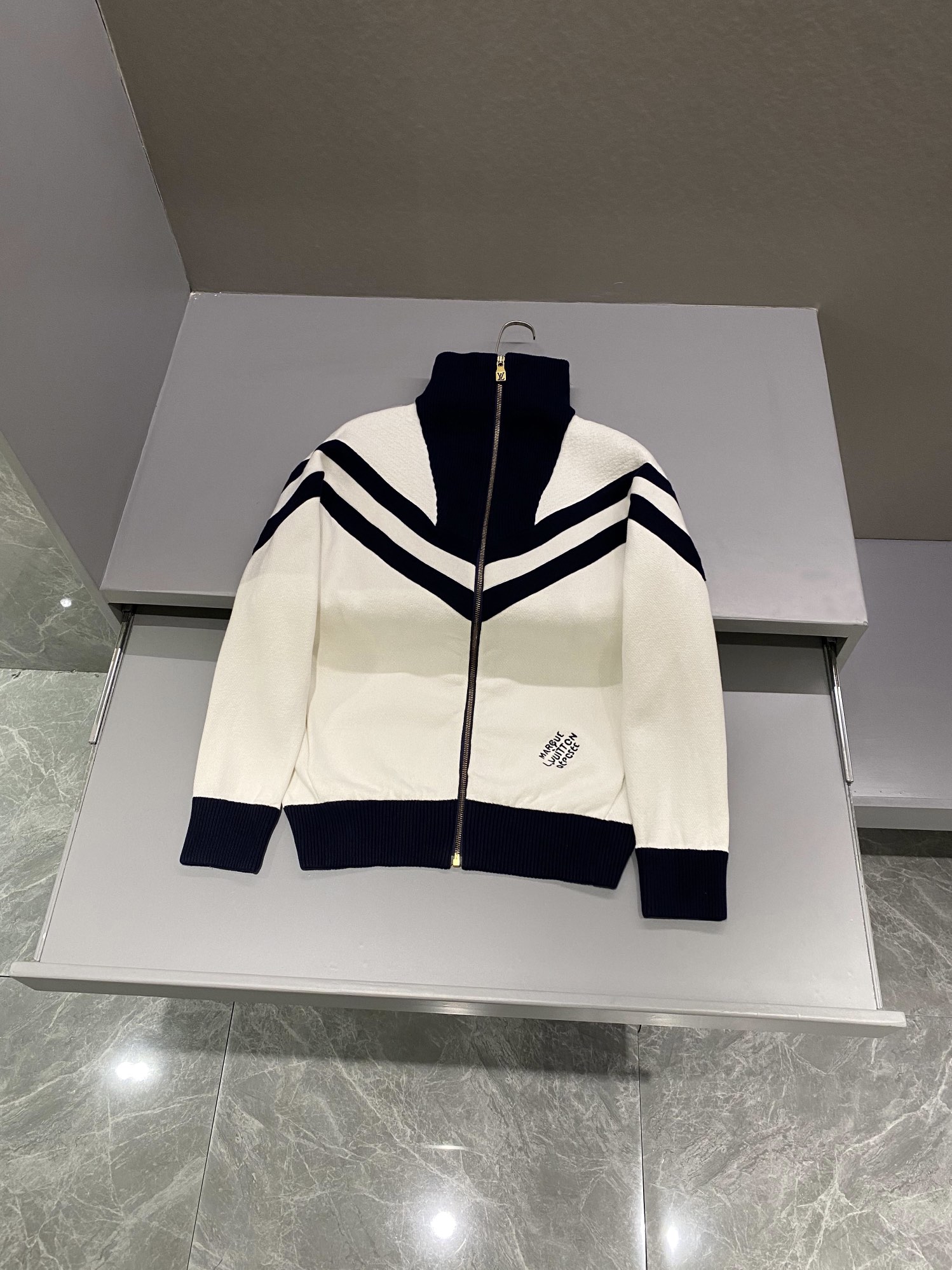루이비통 Louis Vuitton 재킷