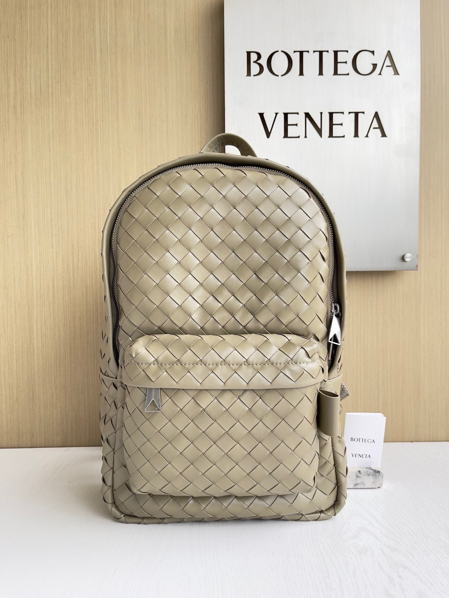 보테가베네타 Bottega Veneta Intrecciato 백팩 730728