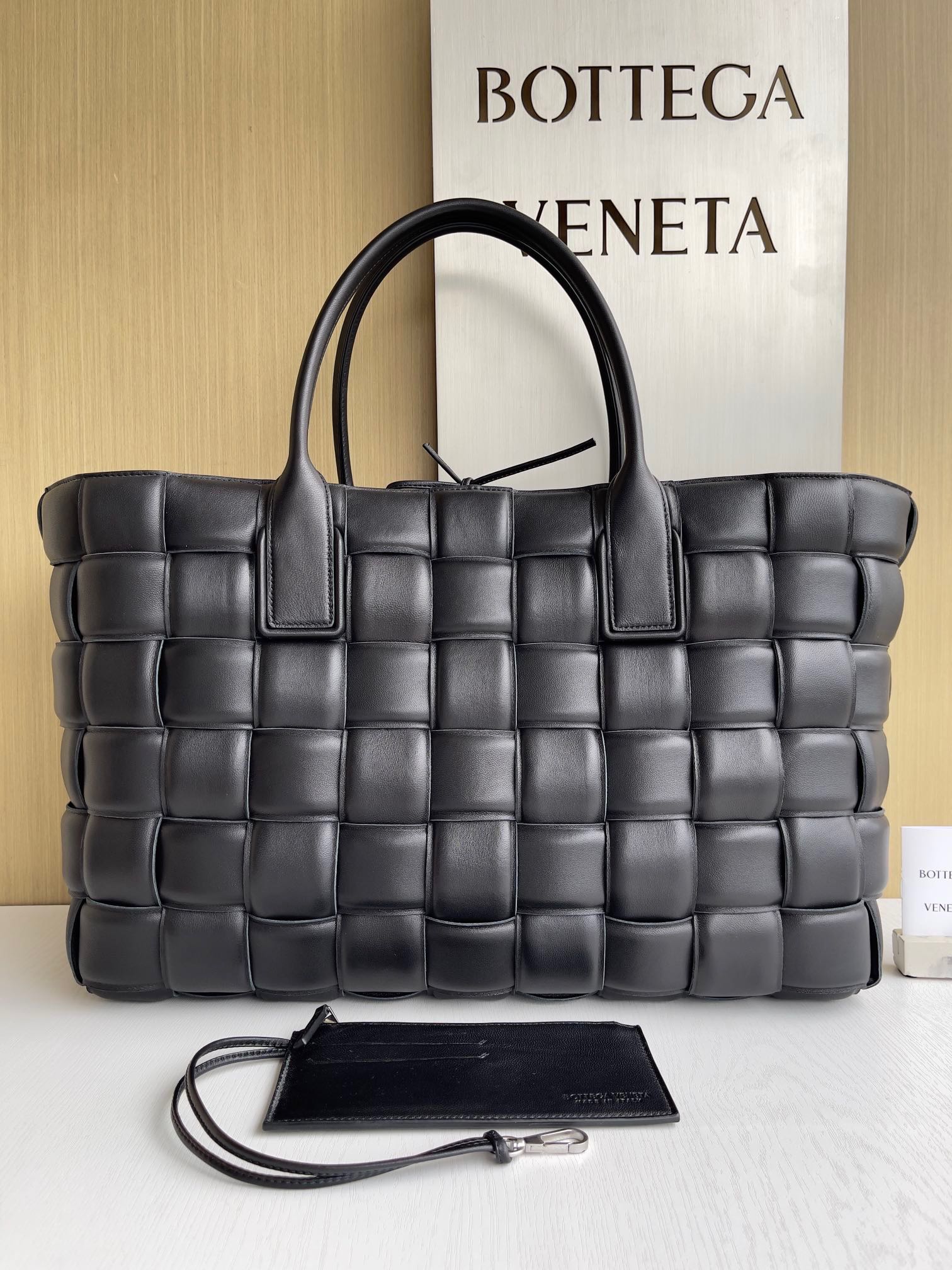 보테가베네타 Bottega Veneta 토트 백 70031