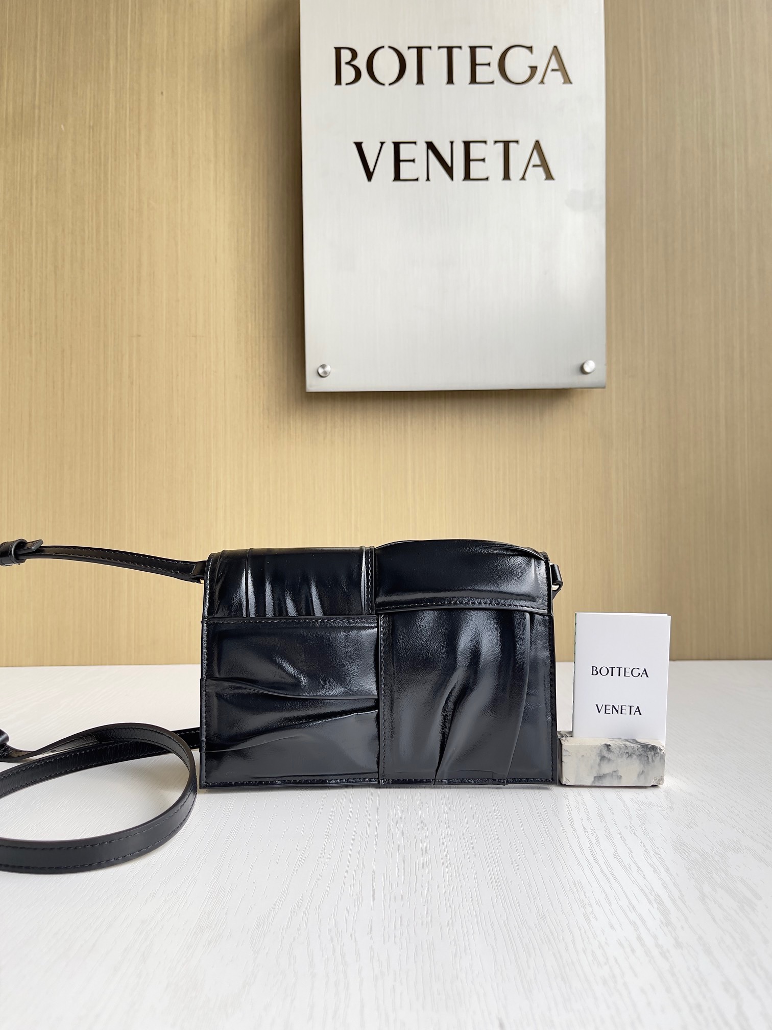 보테가베네타 Bottega Veneta Cassette 731243