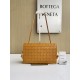 보테가베네타 Bottega Veneta 탑 핸들백 717435