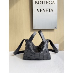 보테가베네타 Bottega Veneta 크로스 백 755132