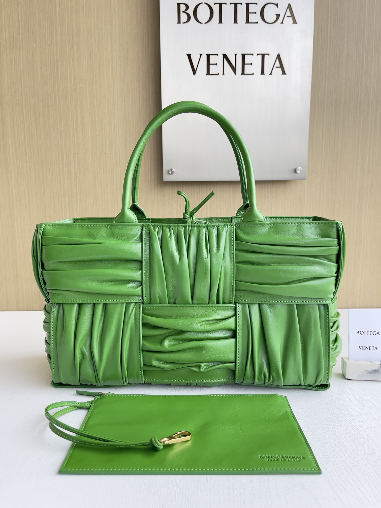 보테가베네타 Bottega Veneta Arco Tote 토트 백 729043