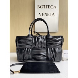 보테가베네타 Bottega Veneta Arco Tote 토트 백 729043