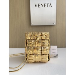 보테가베네타 Bottega Veneta Cassette 버킷 백 717187