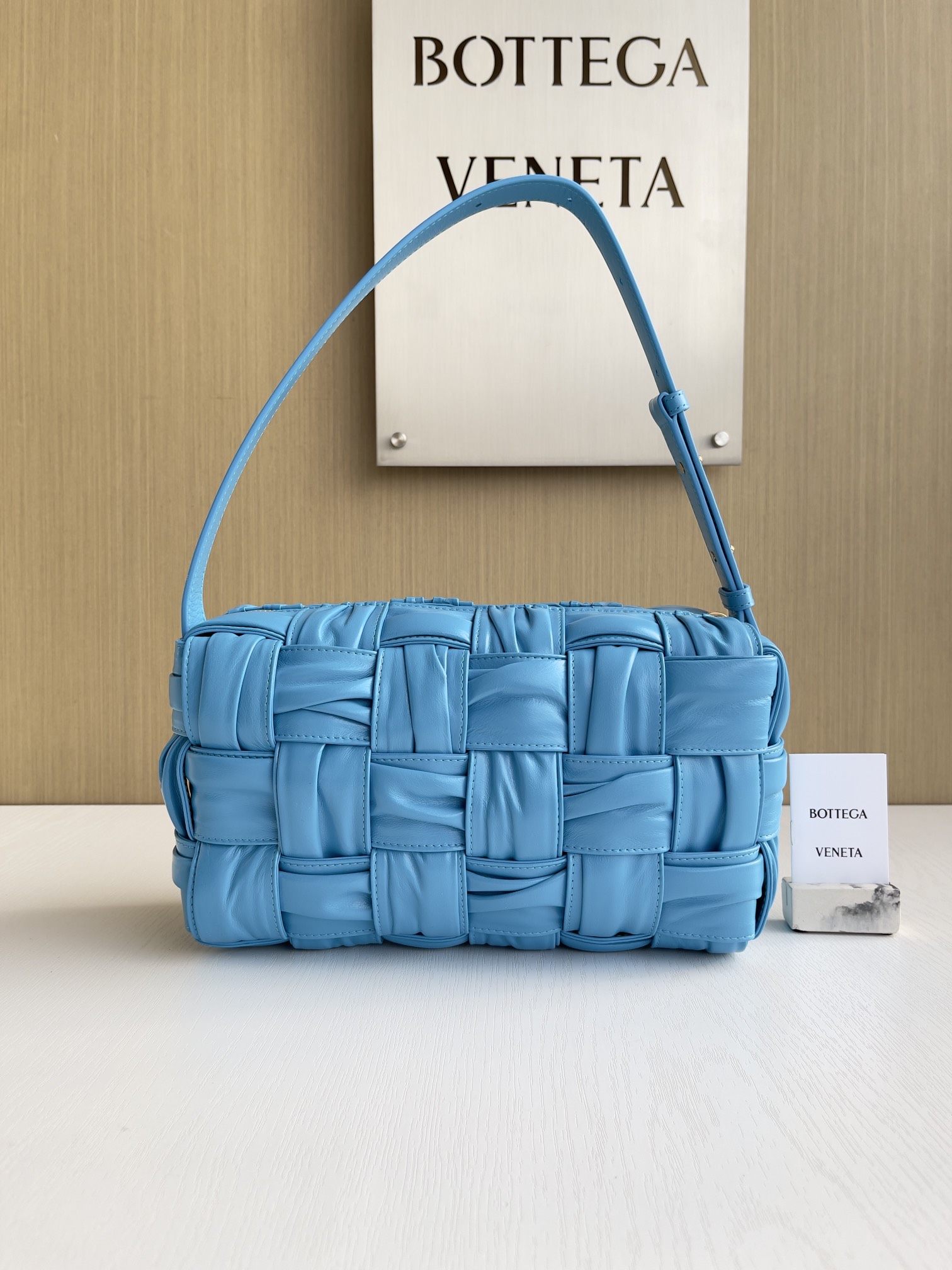 보테가베네타 Bottega Veneta Brick Cassette 숄더백 717090