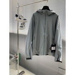 아크테릭스 ARC'TERYX 재킷