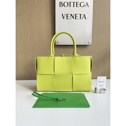 보테가베네타 Bottega Veneta Arco Tote 토트 백 652867