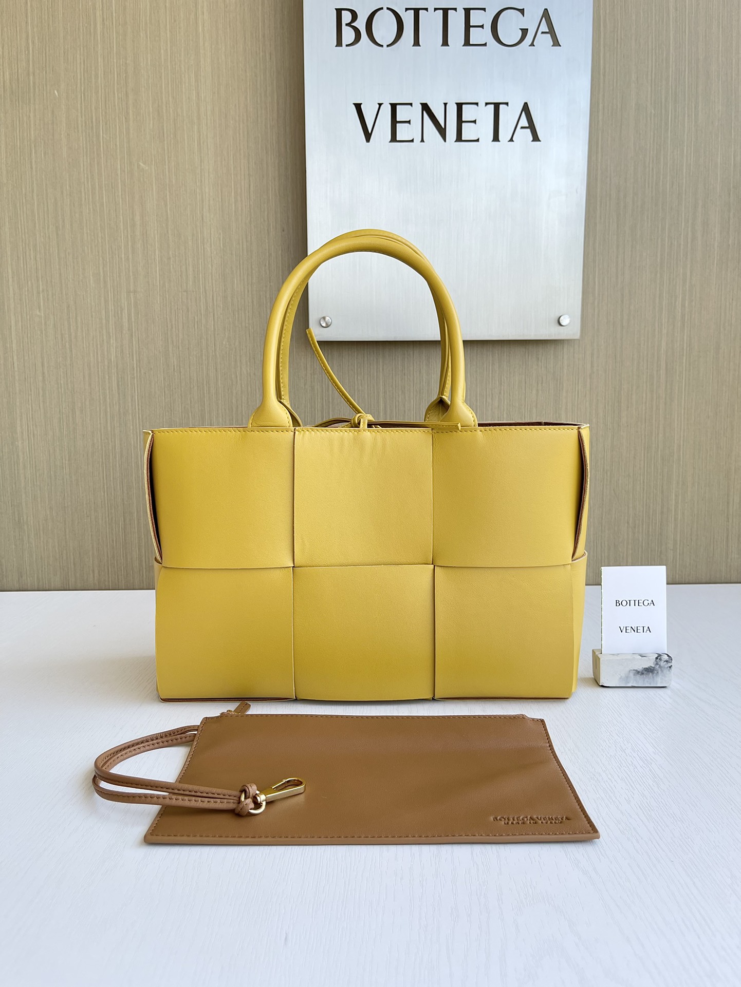 보테가베네타 Bottega Veneta Arco Tote 토트 백 652867