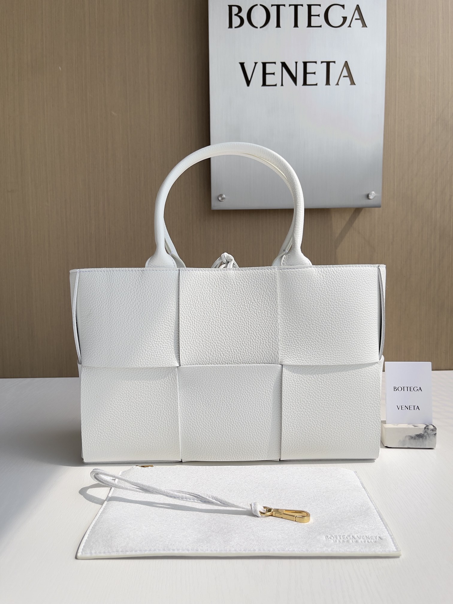 보테가베네타 Bottega Veneta Arco Tote 토트 백 652867