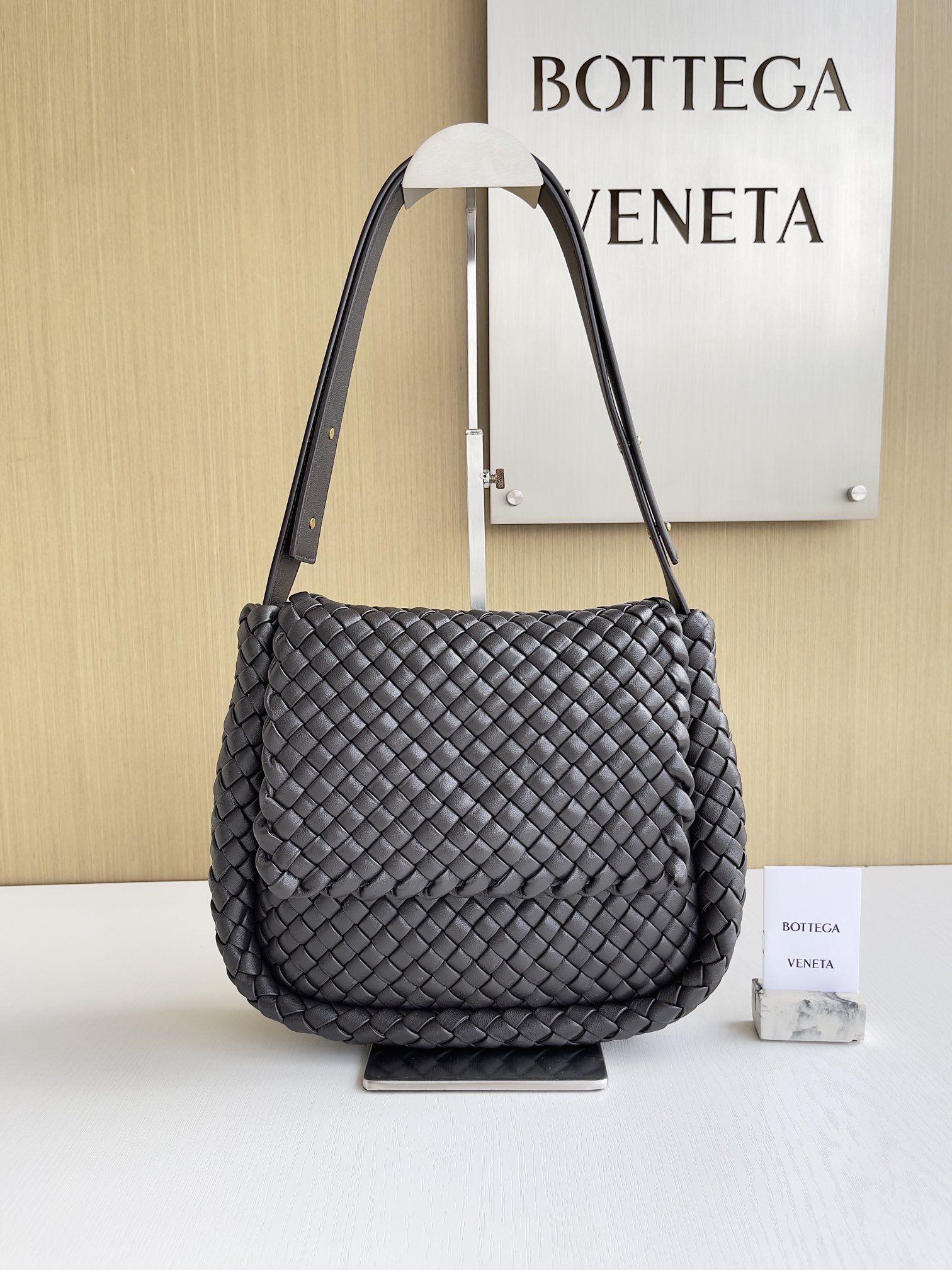 보테가베네타 Bottega Veneta Cobble 709418