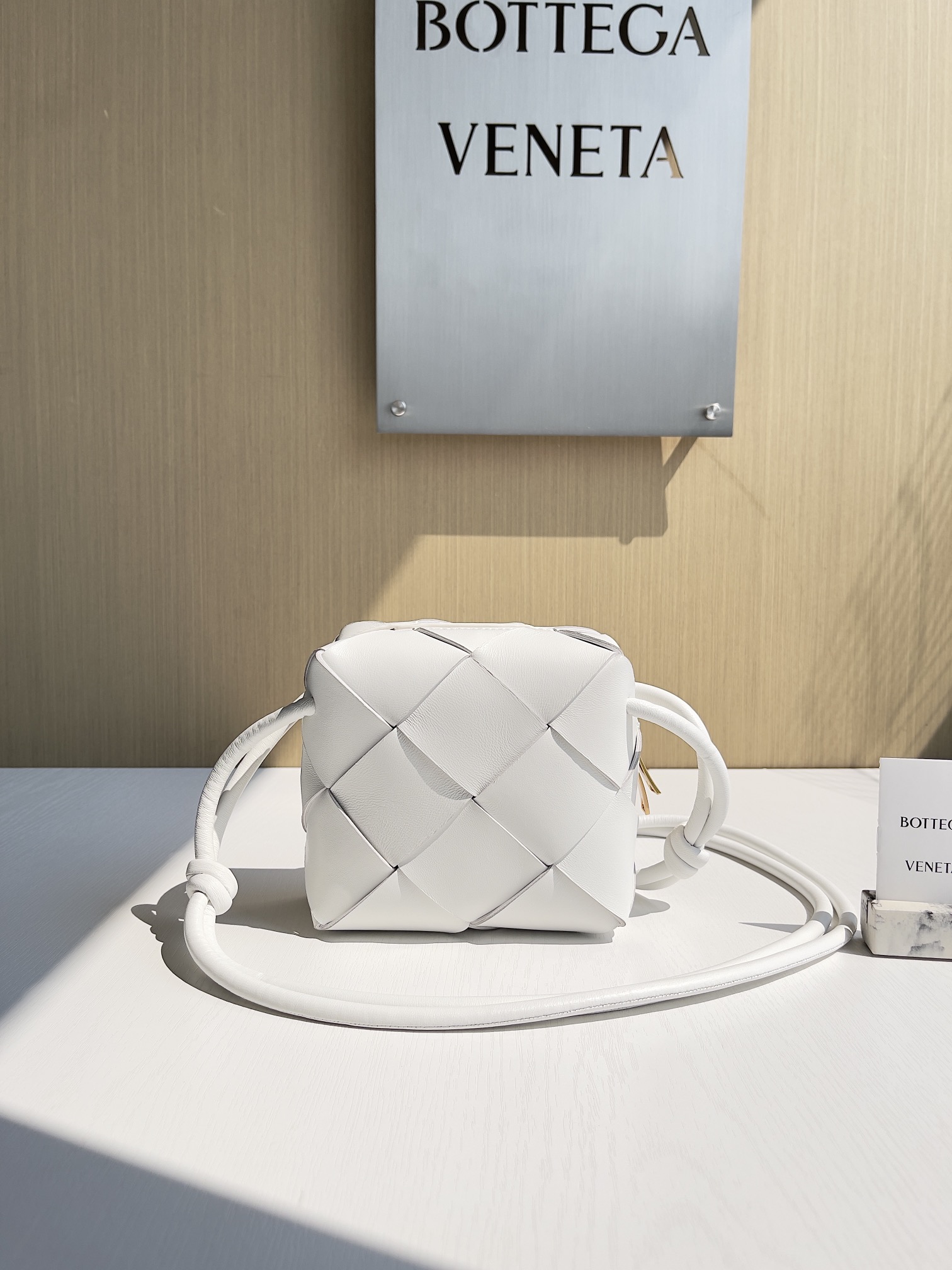 보테가베네타 Bottega Veneta Cassette 크로스 백 701915