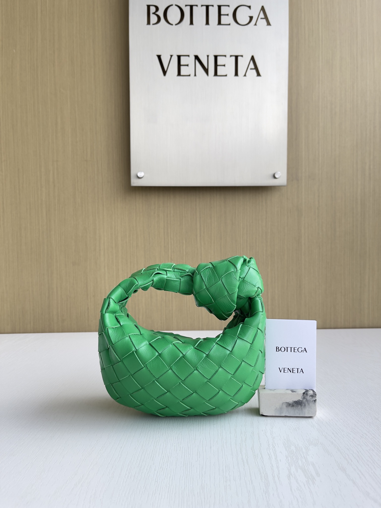 보테가베네타 Bottega Veneta Candy Jodie 탑 핸들백 730828