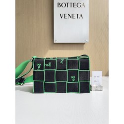 보테가베네타 Bottega Veneta 크로스 백 680513