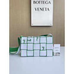 보테가베네타 Bottega Veneta 크로스 백 680513