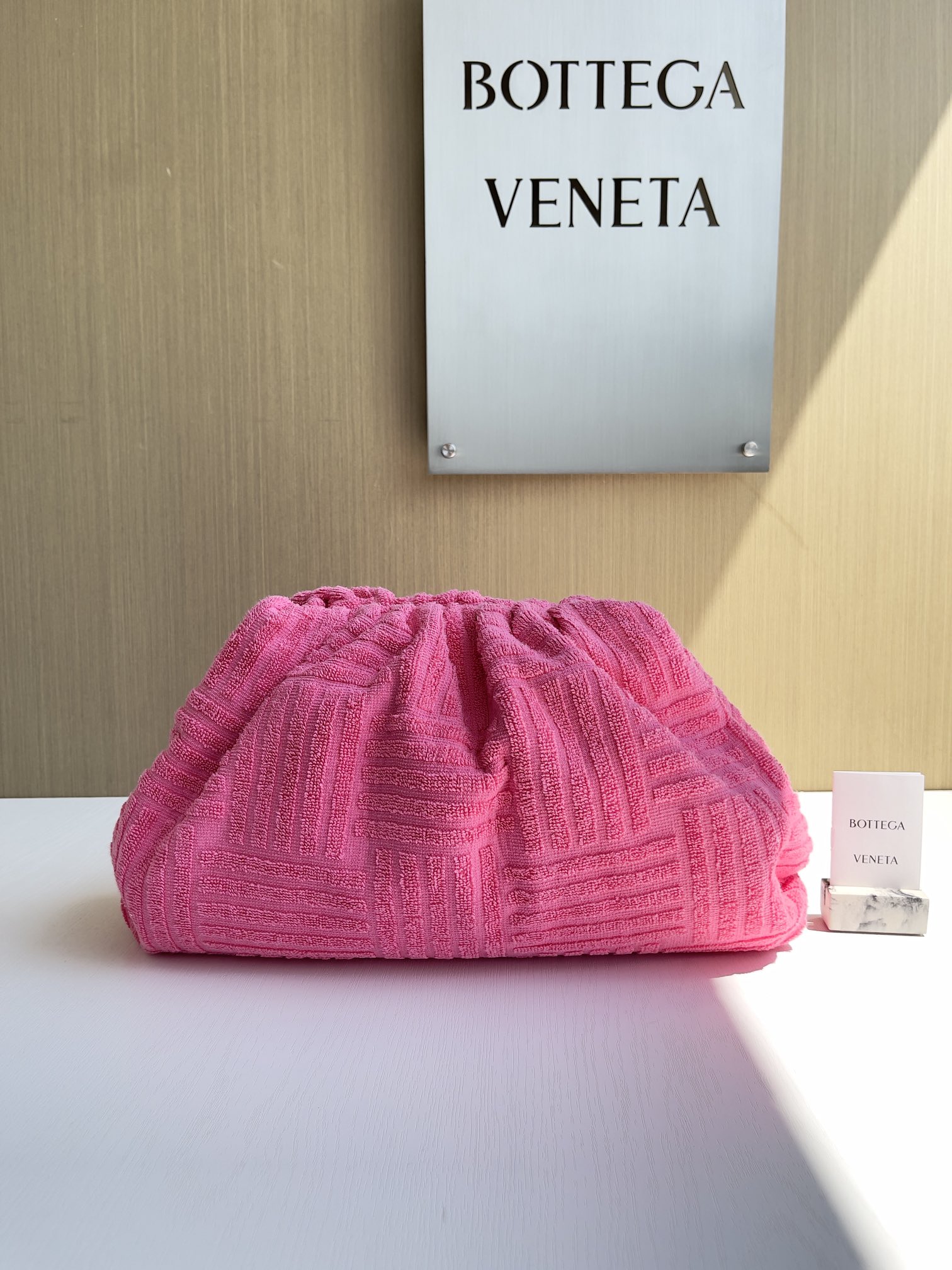 보테가베네타 Bottega Veneta Pouch 70452