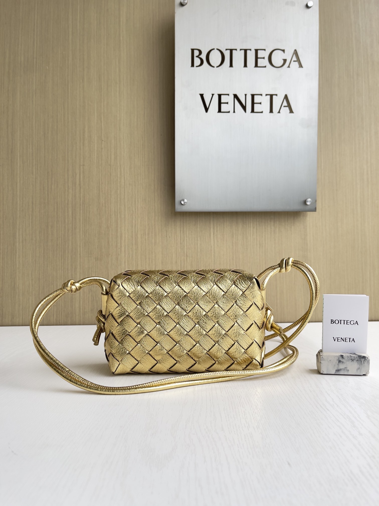 보테가 베네타 Bottega Veneta MINI Loop 723547