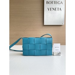 보테가베네타 Bottega Veneta Cassette 크로스 백 578004