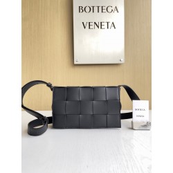 보테가베네타 Bottega Veneta Cassette 크로스 백 578004