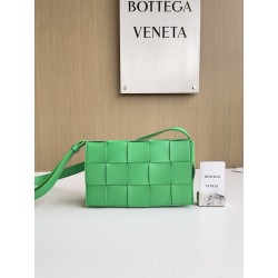 보테가베네타 Bottega Veneta Cassette 크로스 백 578004