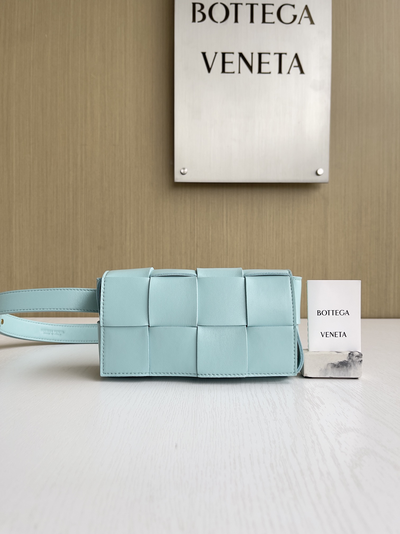 보테가베네타 Bottega Veneta Cassette 639367