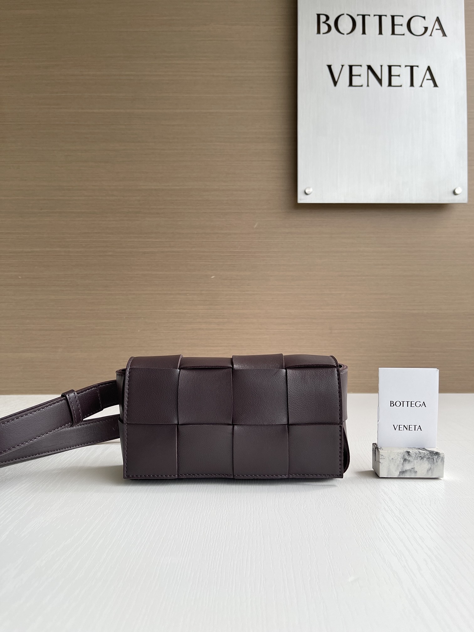 보테가베네타 Bottega Veneta 벨트 백 639367