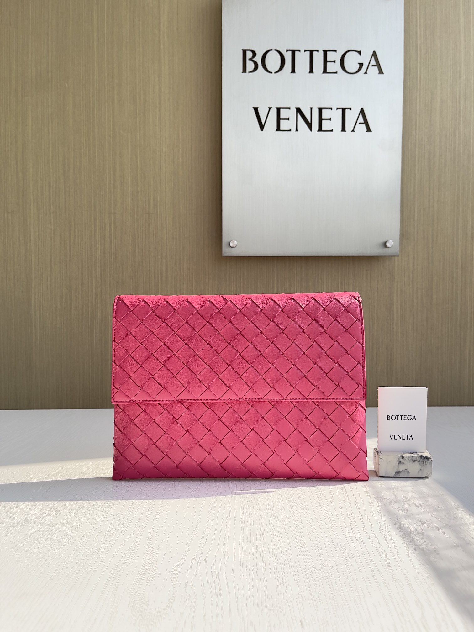 보테가베네타 Bottega Veneta 클러치 667138