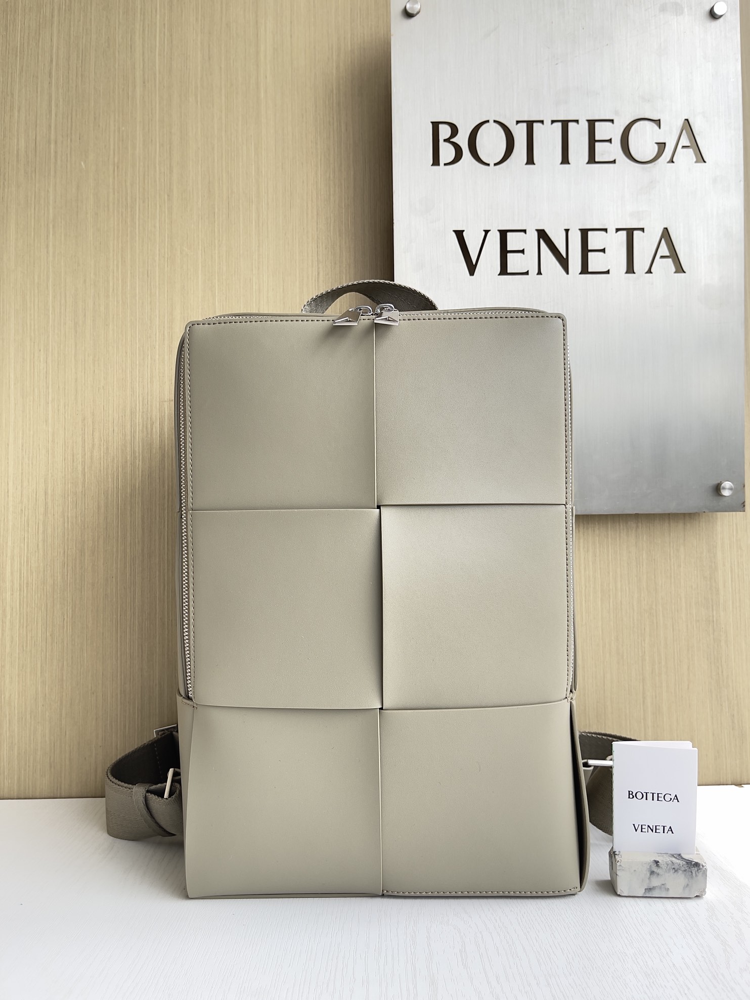 보테가베네타 Bottega Veneta 백팩 680092