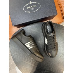 프라다 Prada 스니커즈