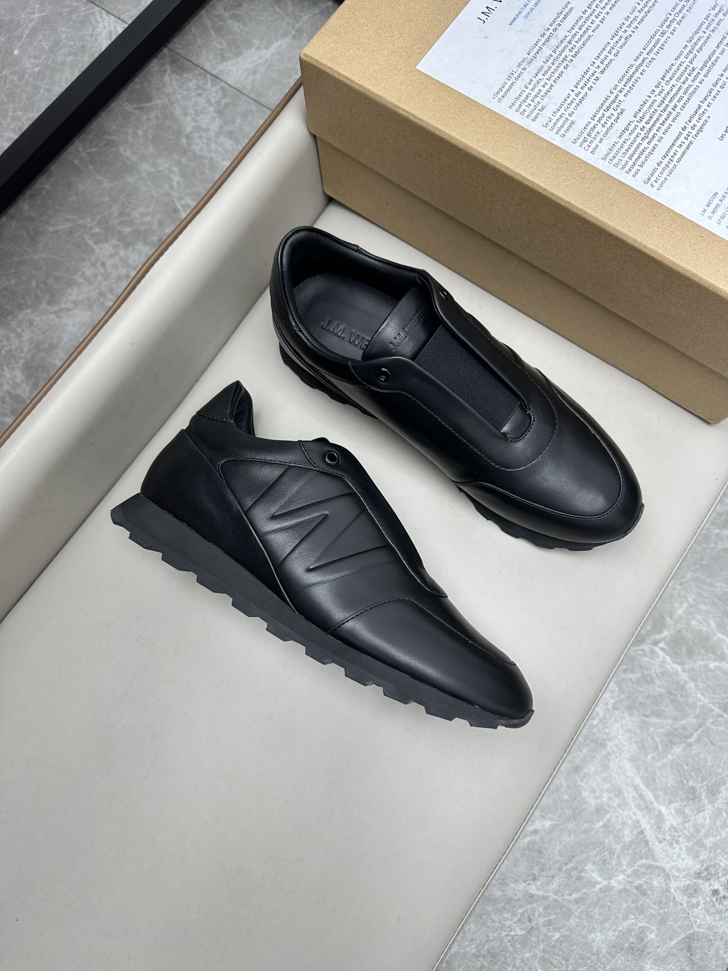 J.M.WESTON 스니커즈