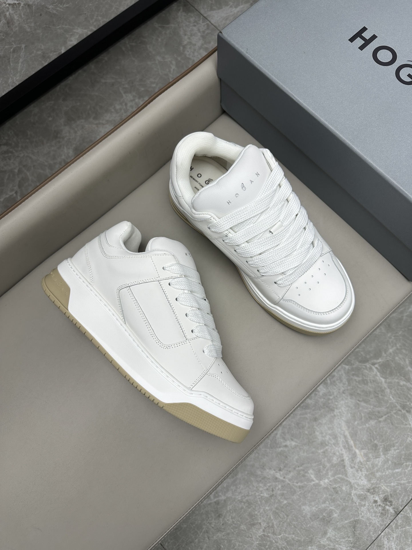 호간 Hogan 스니커즈