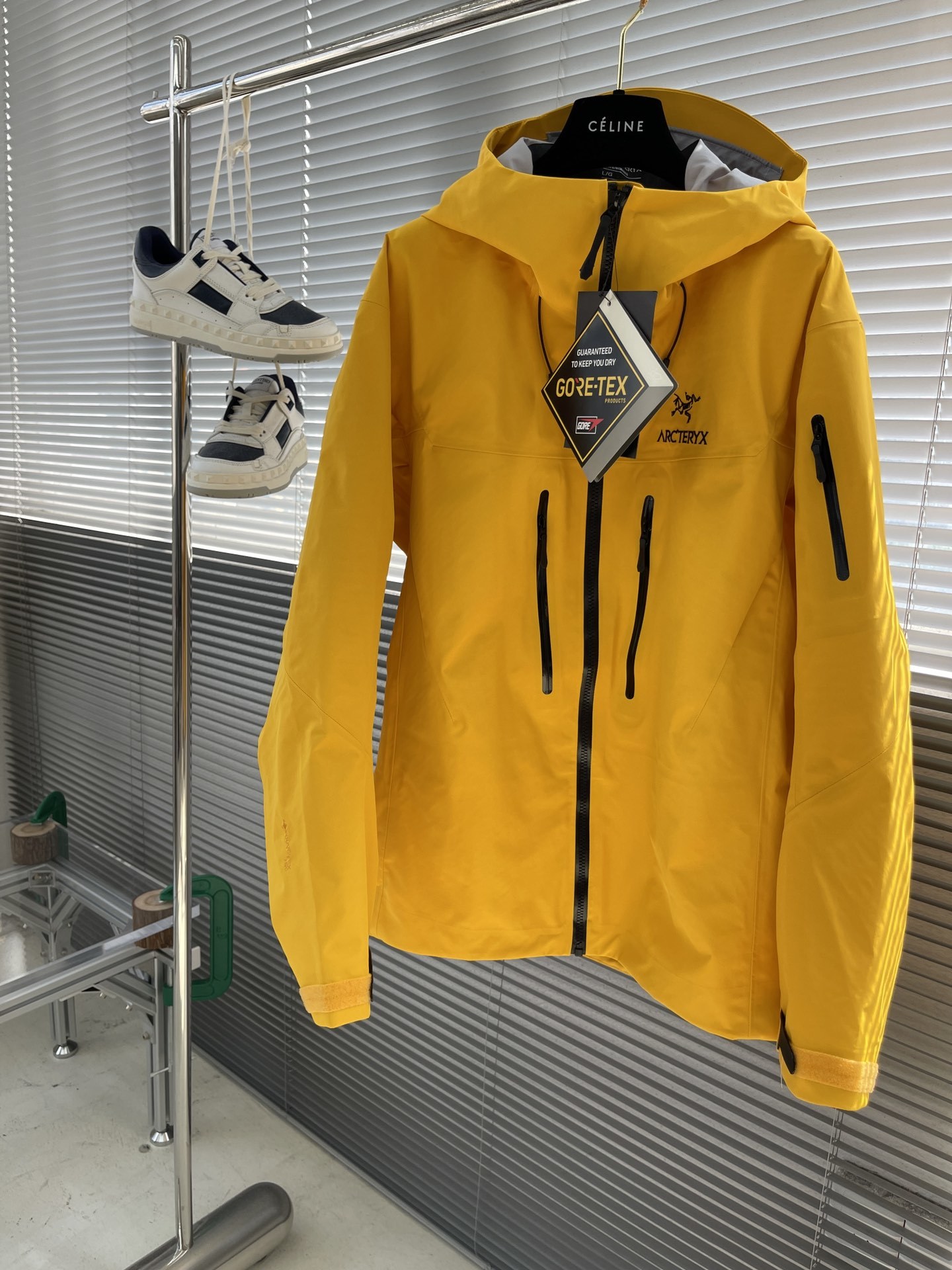 아크테릭스 ARC'TERYX 재킷