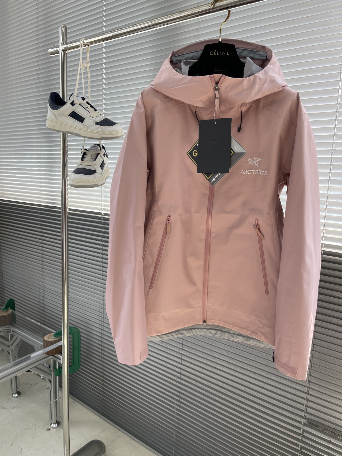 아크테릭스 ARC'TERYX 재킷