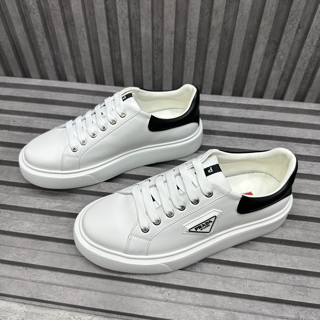 프라다 Prada 스니커즈