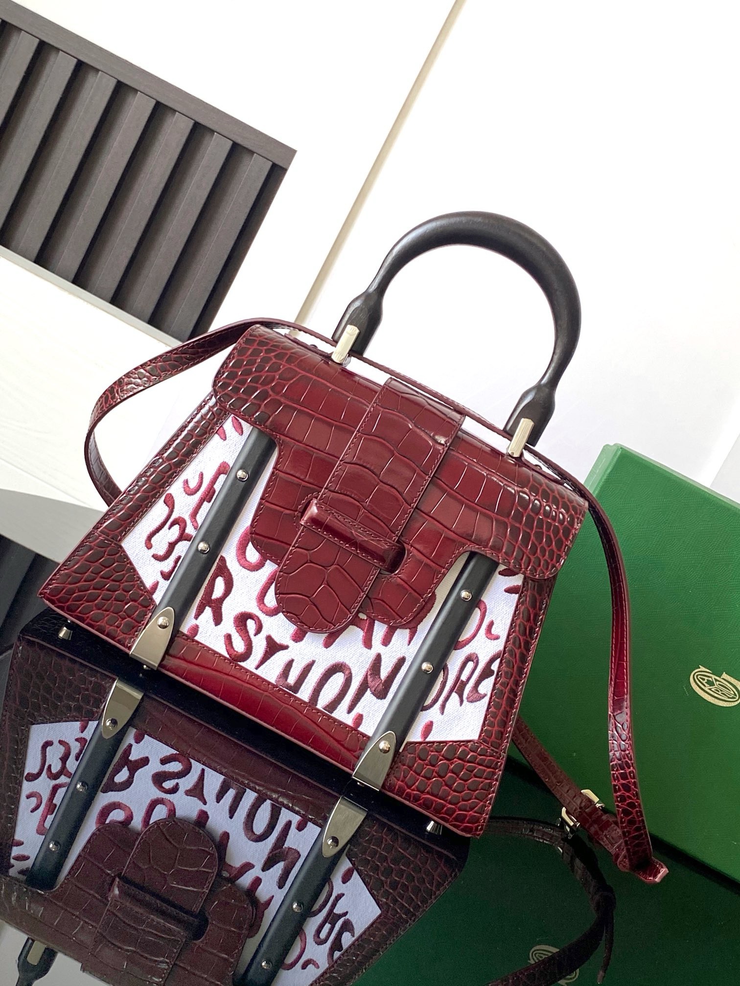 고야드 Goyard Saigon 탑 핸들백 28CM