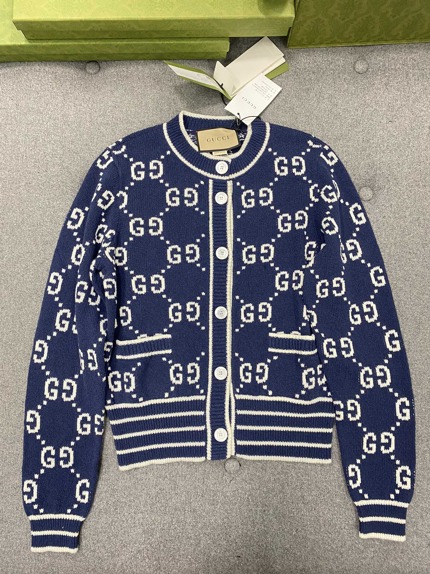 구찌 Gucci 가디건