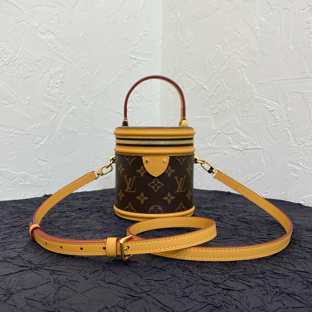 루이비통 Louis Vuitton M82952 미니 버킷 백 14CM