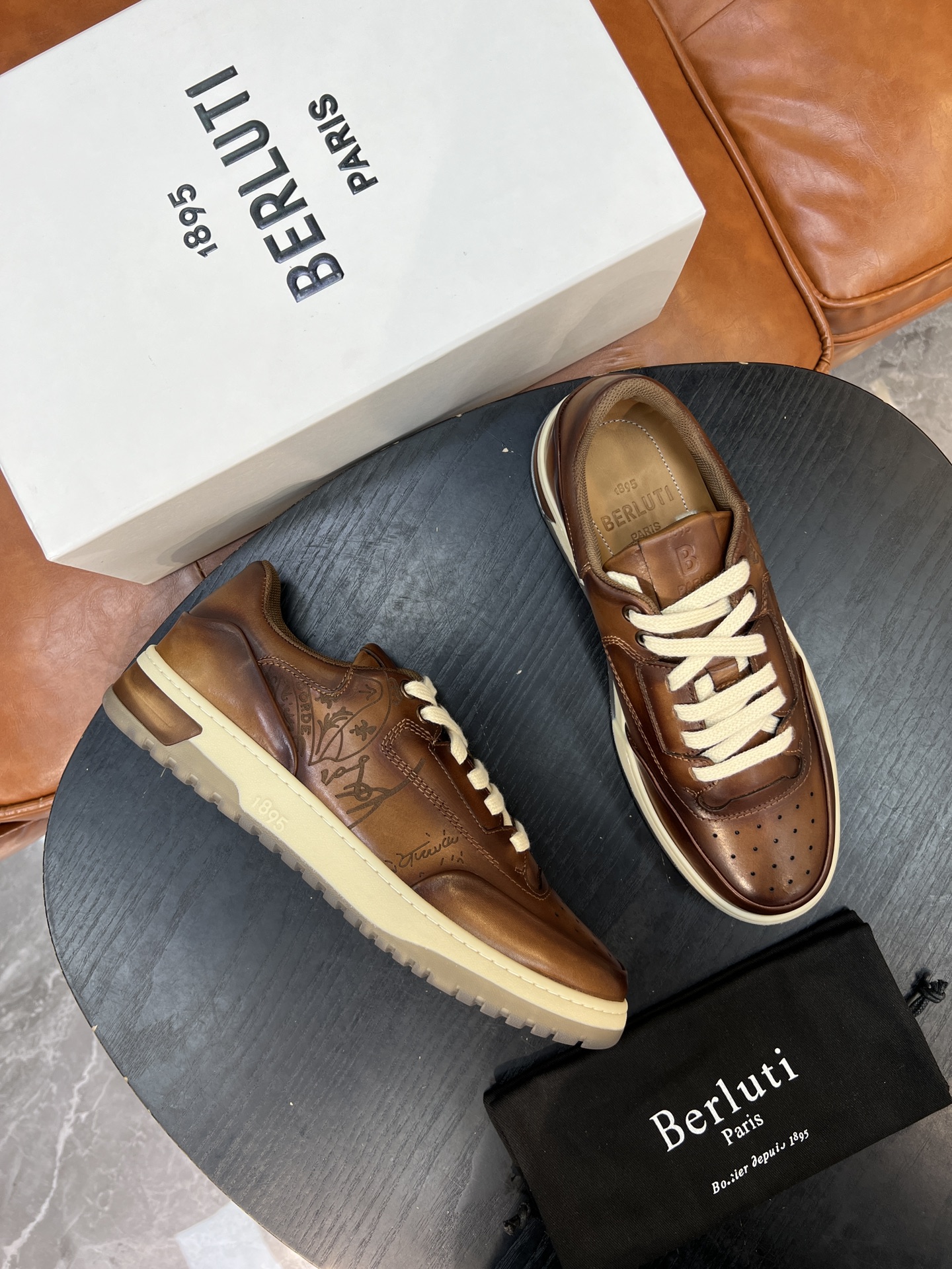 벨루티 Berluti 스니커즈